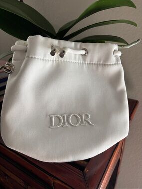 GWP (Gift with purchase item) Dior Cream Drawstring Mini Pouch